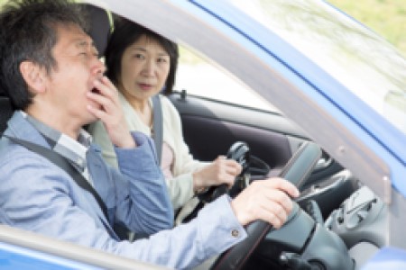 居眠り運転防止に向けて